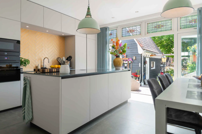 Moderne keuken in Spaarndam | Keukenstudio van den Bijtel