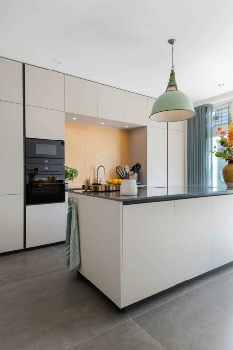 Moderne keuken in Spaarndam | Keukenstudio van den Bijtel